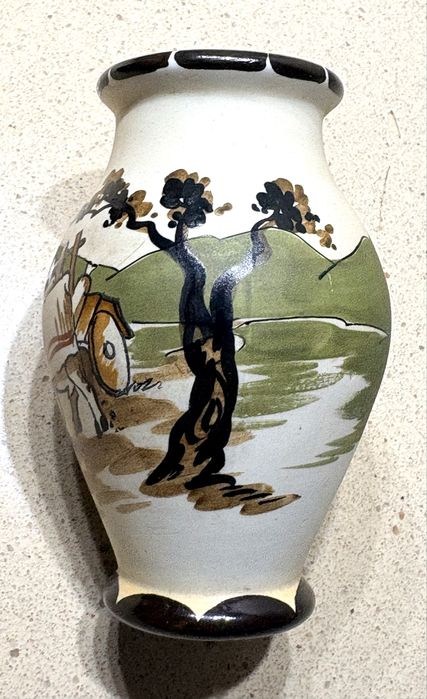 Linda jarra em cerâmica pintada à mão e assinada “Gaït” Biarritz