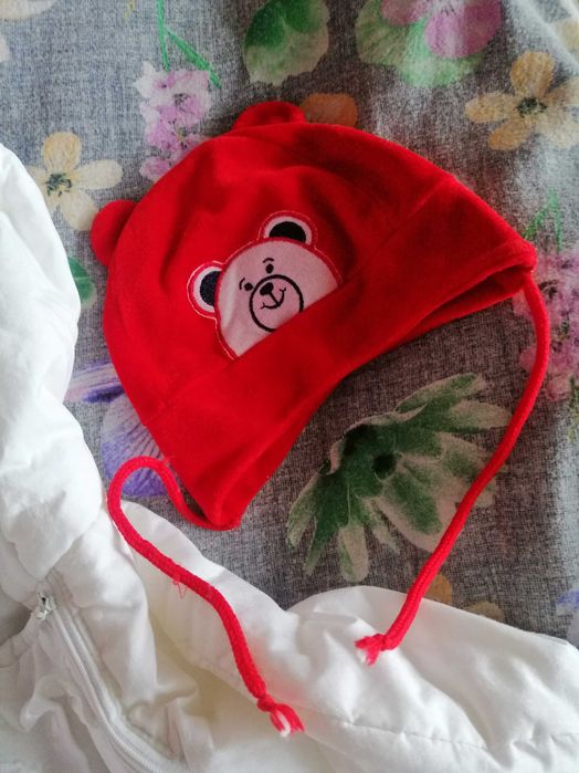 Kombinezon niemowlęcy biały