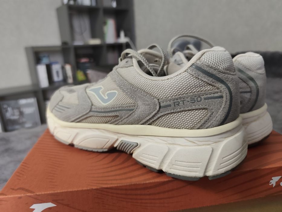 кросовки Joma мужские