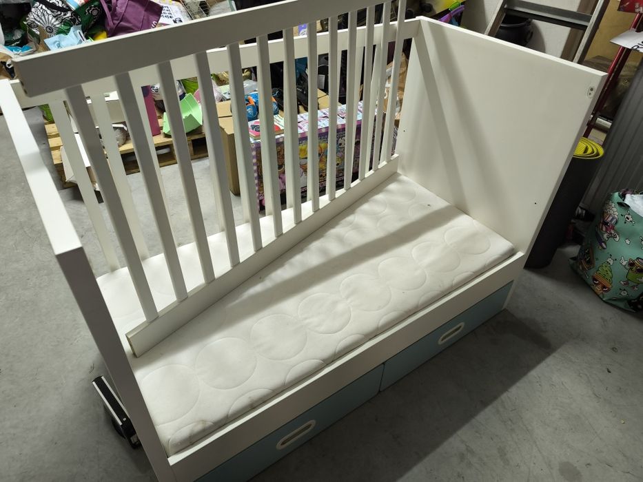 Berço bebê com colchão