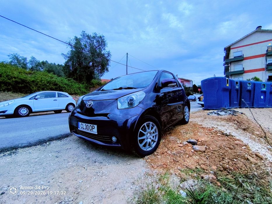 Toyota IQ impecável automático