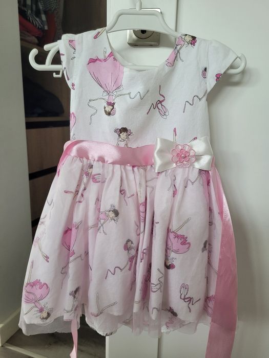 Sukienka wizytowa polskiej firmy 98