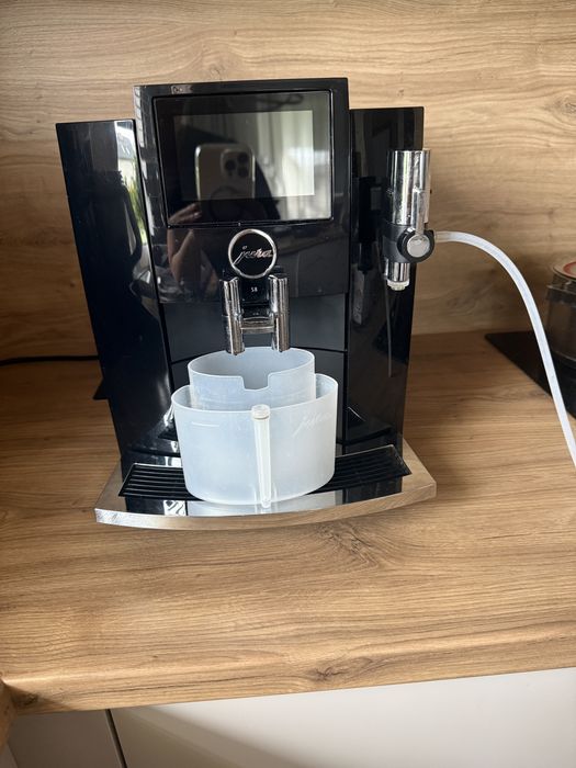 Jura S8 ekspress 1570 kaw zrobionych