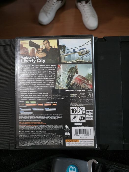 GTA 4 versão física PC/Windows