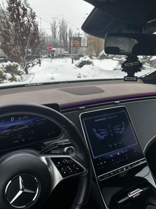 Мерседес EQE suv 350+