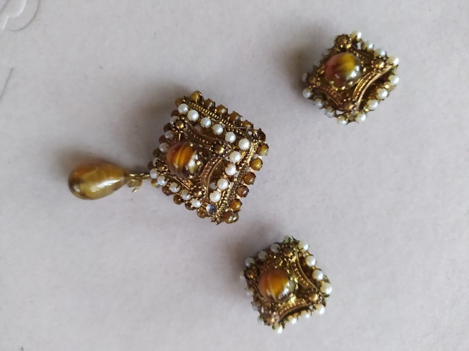 Komplet biżuterii klipsy broszka vintage