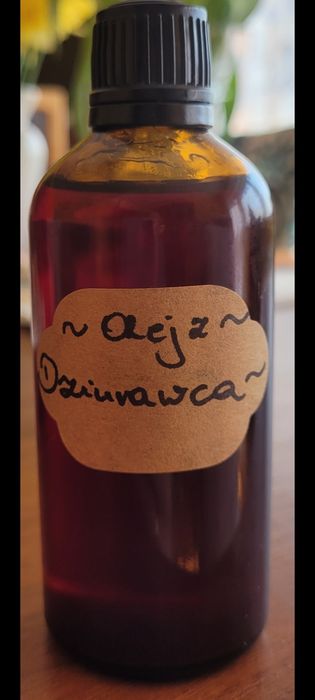 Sprzedam olej z dziurawca