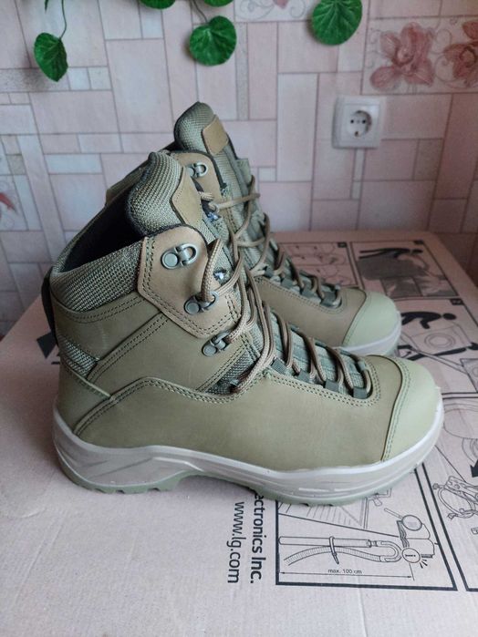 Чоловічі берци нові 43 Розмір