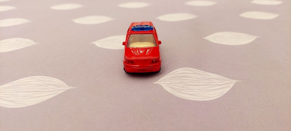 Patrol policyjny, samochód osobowy