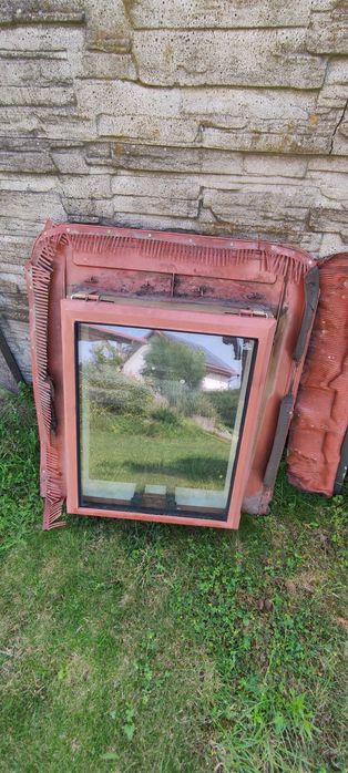 Sprzedam właz dachowy