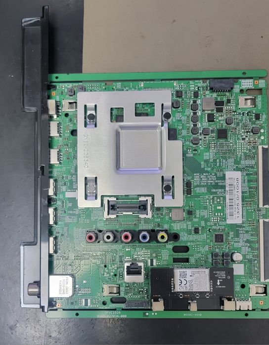 Placa principal TV Samsung UE55RU BN41- 0 2 7 0 3 A / BN94- 1 4 2 0 0A