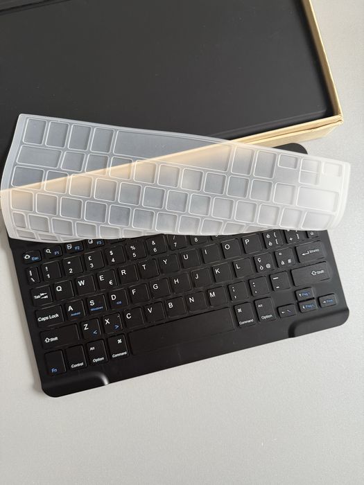 Etui z klawiaturą iPad 10 NOWE