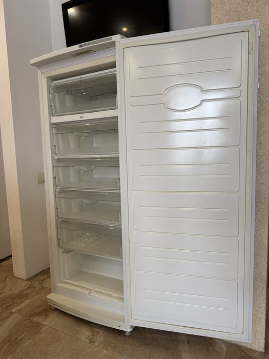 Морозильна камера Atlant