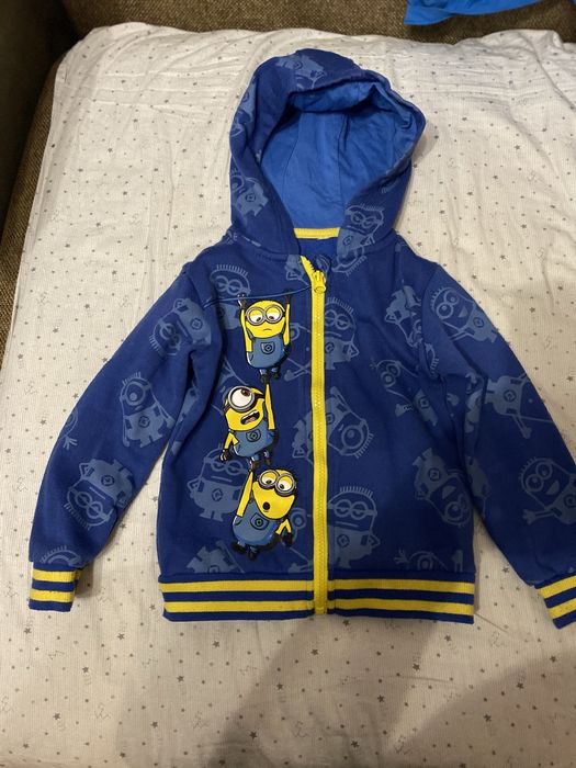 Кофта с Миньонами 96-104 см на 3-4 года