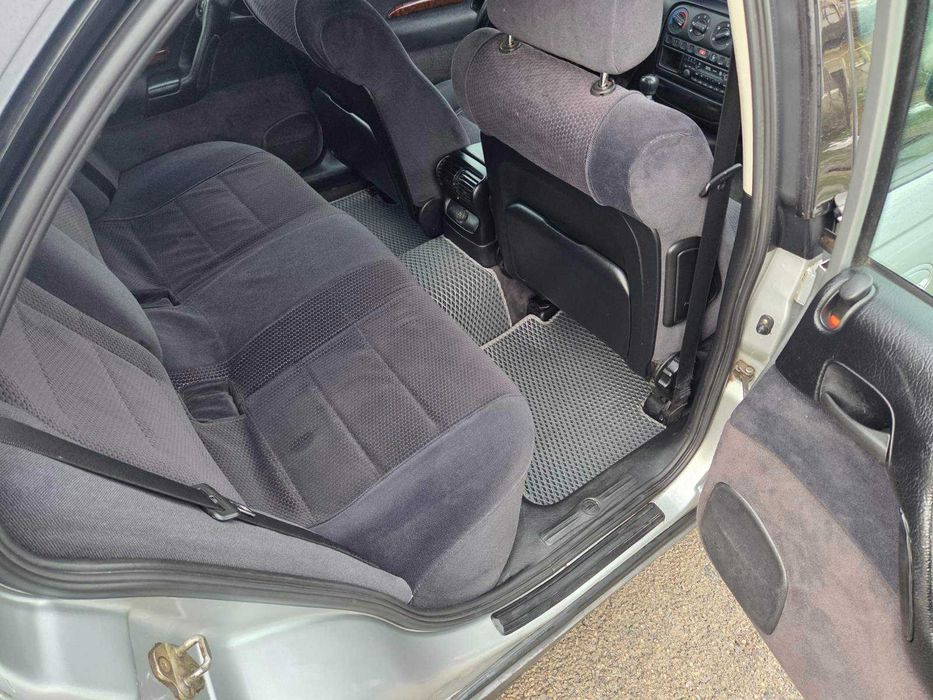 В Ідеальному стані  OPEL OMEGA.
