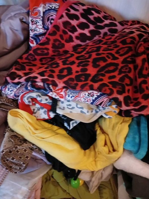 Віддам речі для дівчинки 8-11 років (тільки у Миколаєві, самовивозом)