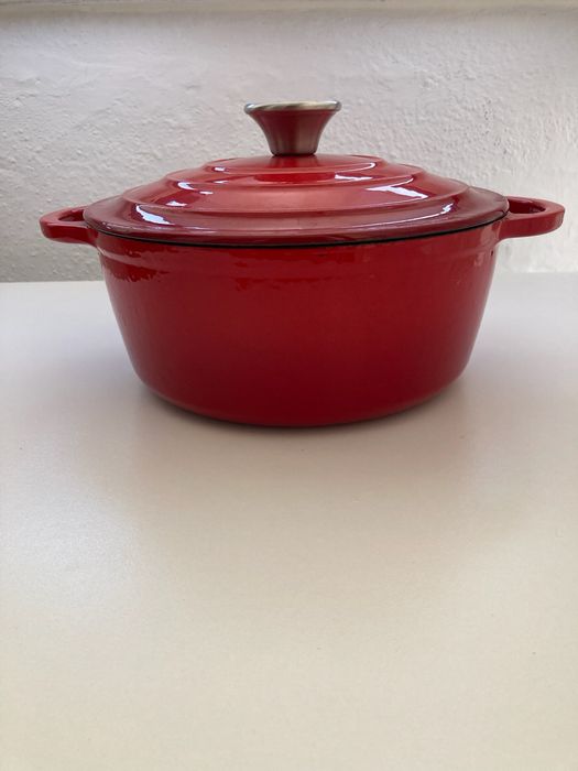 2L Cast Iron Pot507939656617830400