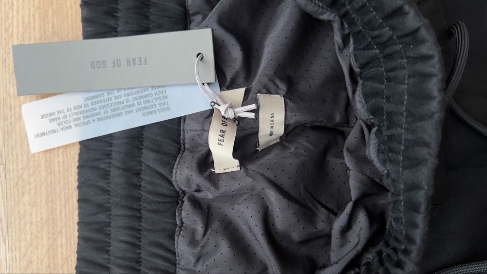 Череые Штаны fear of god essentials размер Л