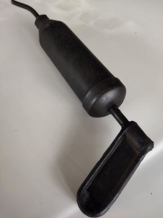 Шприц нагнітаючий