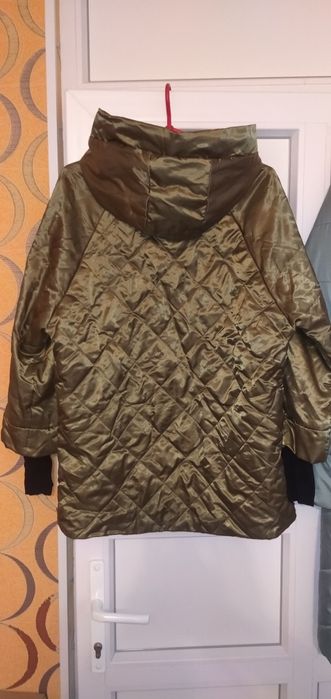 Куртка женская размер "м"