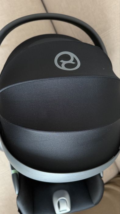 Cybex T i-size автокрісло