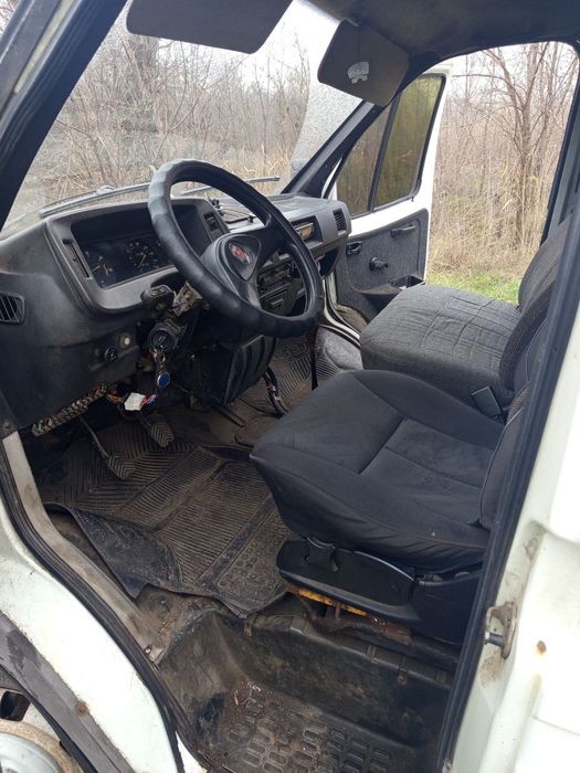 Газель 2705  2000 года.груз пас.