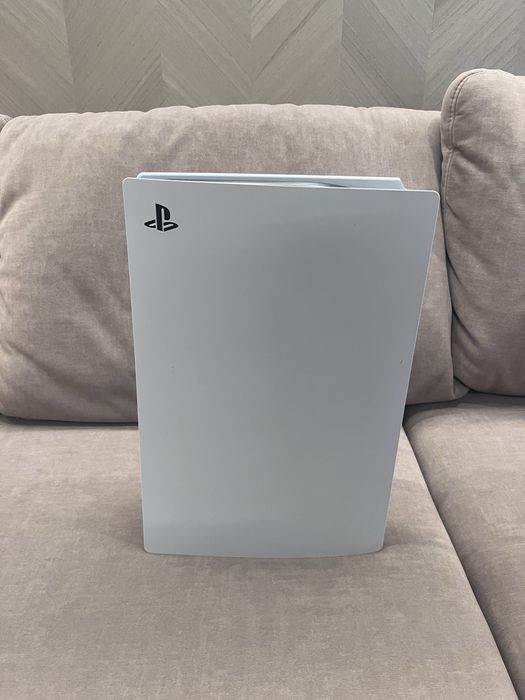 PS5 Digital Edition 825gb