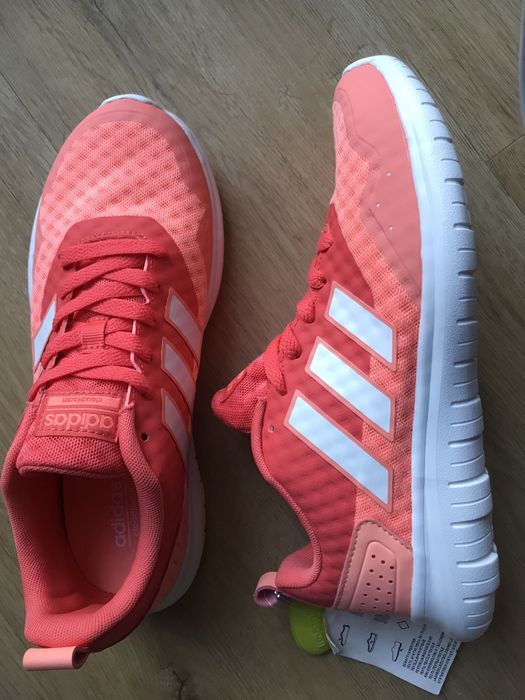 Кросівки НОВІ Унісекс Бігові спорт Легкі 38р24см Adidas CloudFoam Orig