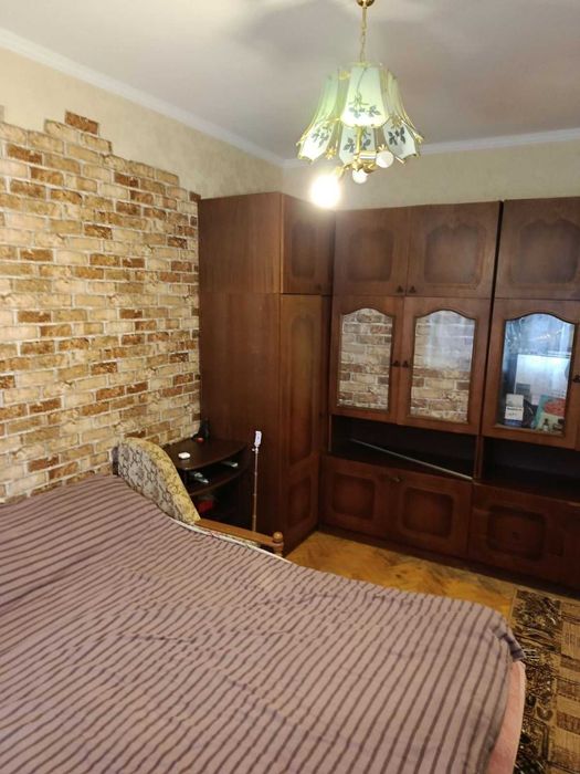 Продам 1 кімн. квартиру 26 кв.м на Водогоні( Оболонь). Шикарне  місце!