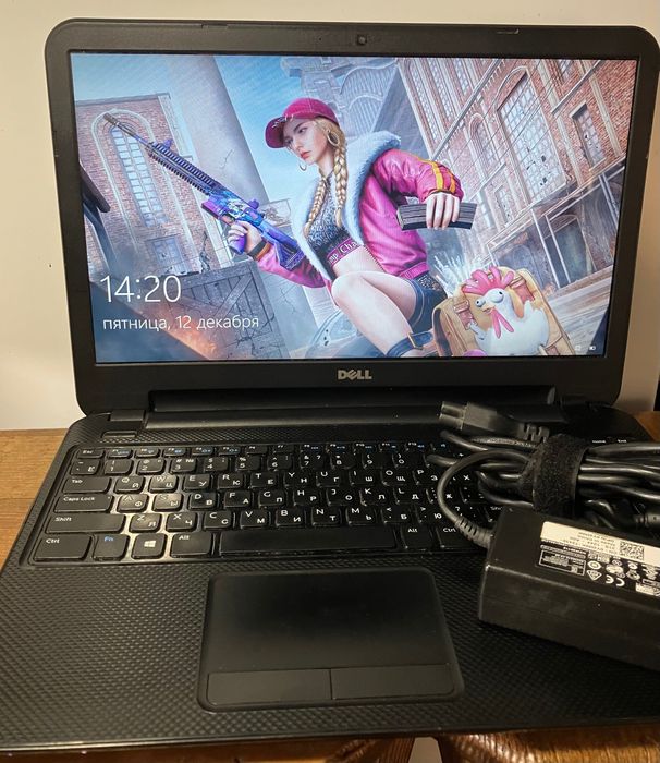 Ігровий ноутбук Dell Inspiron