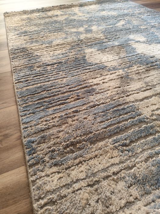 Tapetes sala e quarto modernos - tons de azul e preto