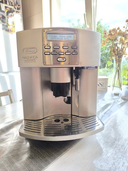 De'Longhi Magnifica ESAM 3500 S  автоматична кавомашина