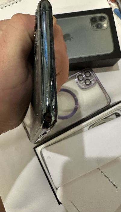 iphone 11 pro max 2x etui gratis !