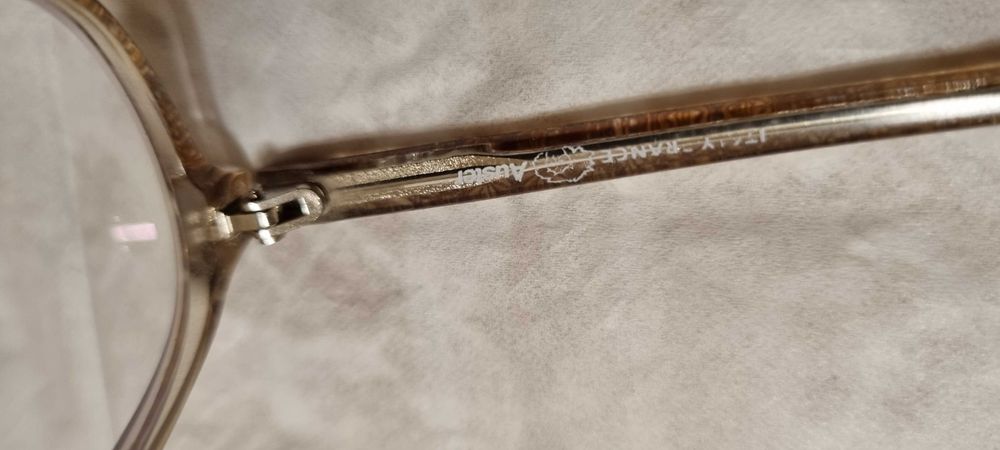 Oprawki damskie firmy Auster do szkieł korekcyjnych