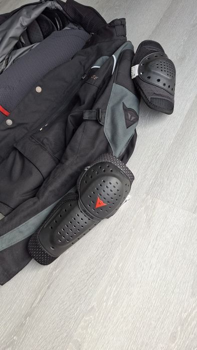 Casaco mota Dainese Tempest D-Dry