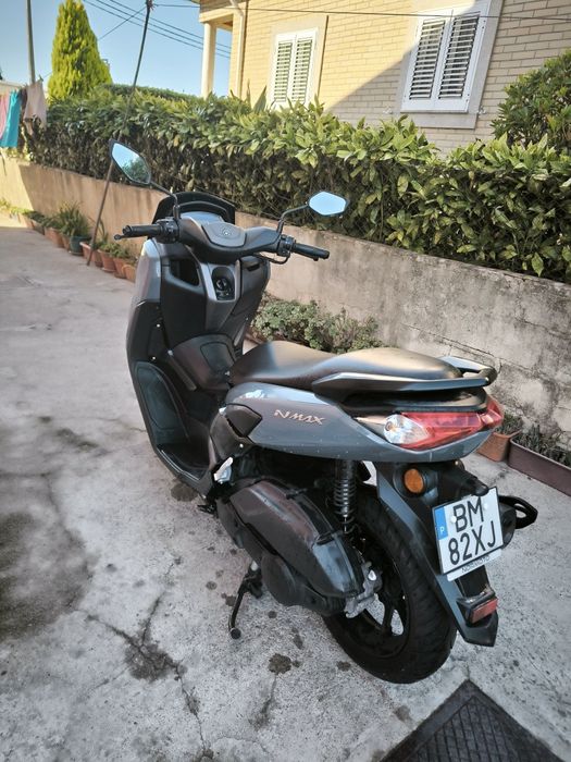 Yamaha n max 125