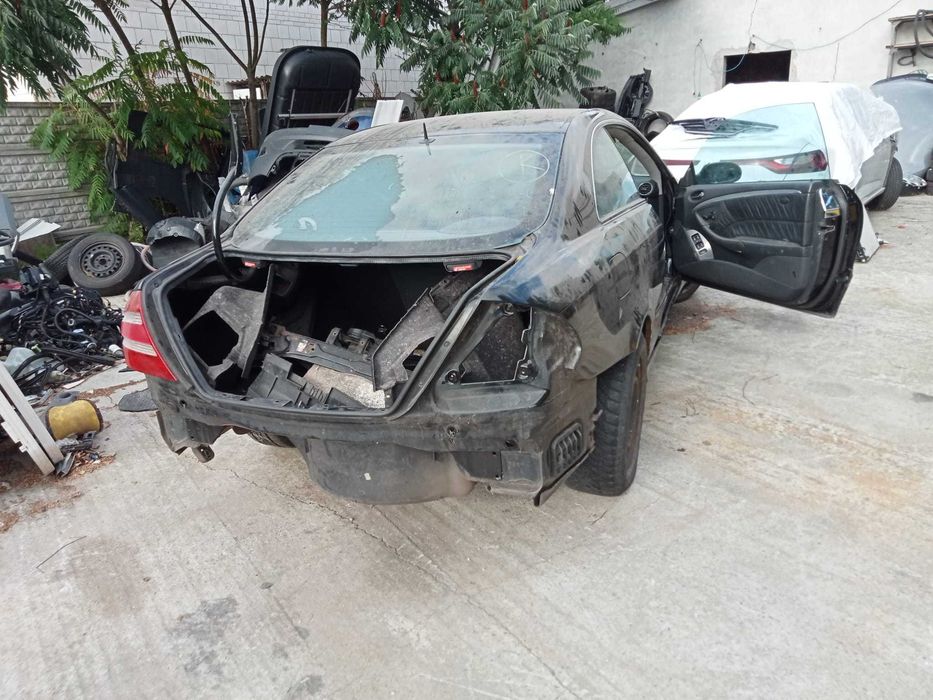 Mercedes CLK 500 W 209  cwiartka lewa