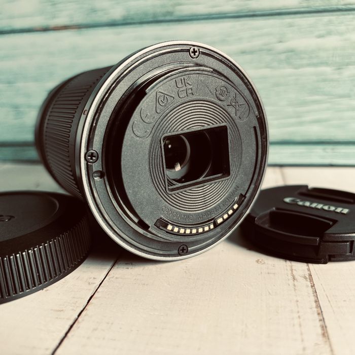 Objetiva Canon RF-S 55-210mm