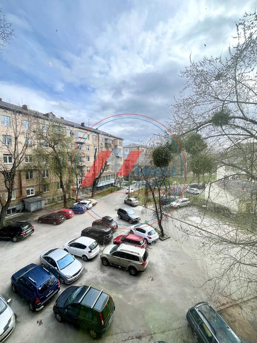 Без% Продаж 3к 70м2 з ремонтом Сталінка 3 пов Лондонська (Пітерська) Єреванська Солом'янка