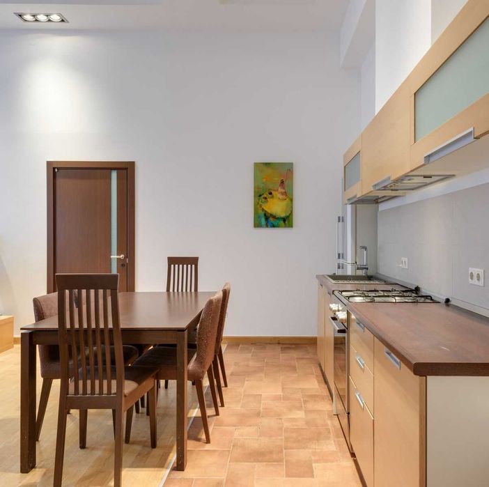 Оренда, вул. Антоновича, 23, 3 кімнати, 90 м², Kiyv rent apartment