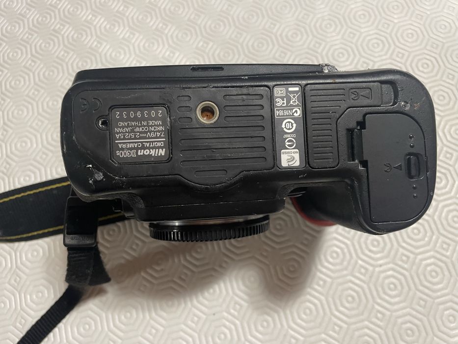 Nikon D300s AVARIADA