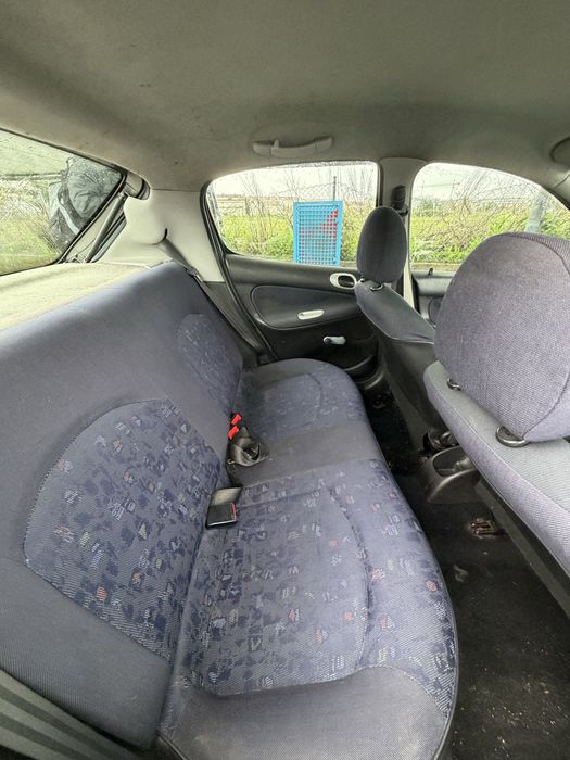 Pegeut 206  1.1 gasolina