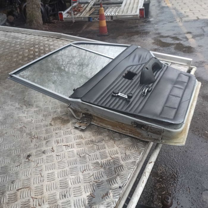 Fiat125 P   Drzwi, zderzak ,