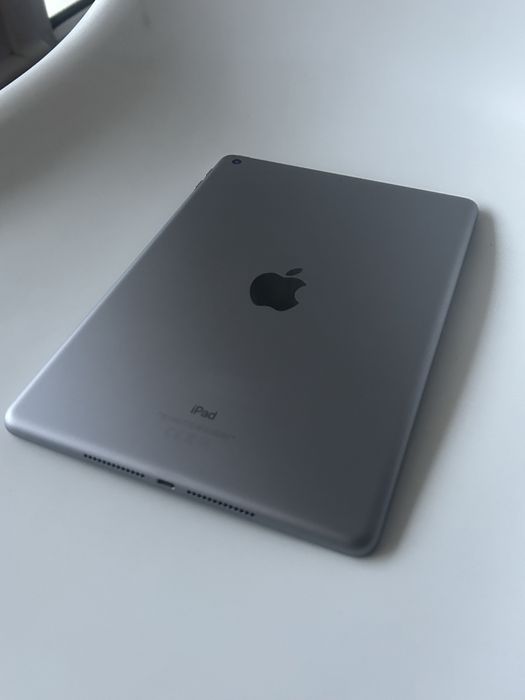 Apple iPad6 128GB A1893 IDEALNY STAN! Bat. 96%