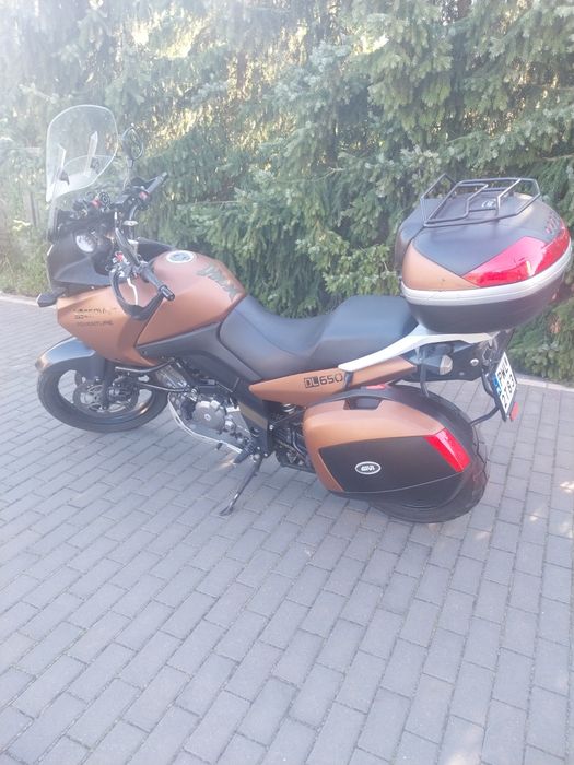 Suzuki vstrom 650