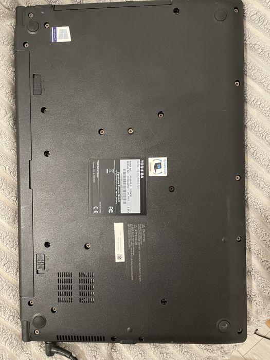 Toshiba Satellite Pro R50-E | Intel Core i3-7020U | 4 GB RAM | 500 GB | Stan jak nowy