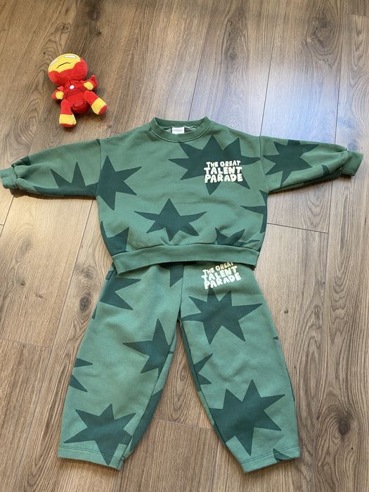 Теплый костюм , джогеры, свитшот, кофта , штаны Zara 110