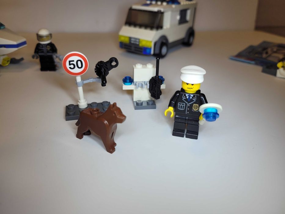 Pakiet Policja Lego City 7741, 7245, 7235, 5612-1