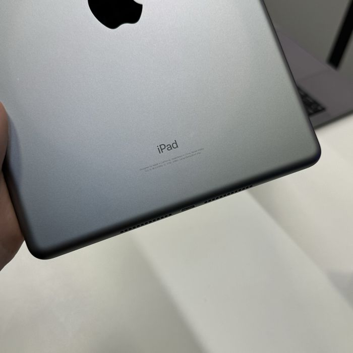 Планшет iPad 6 9.7” 32GB Wi-Fi • ГАРАНТІЯ • СТАН 9.7/10 103723