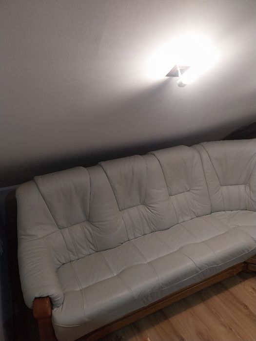 Sofa szara skórzana